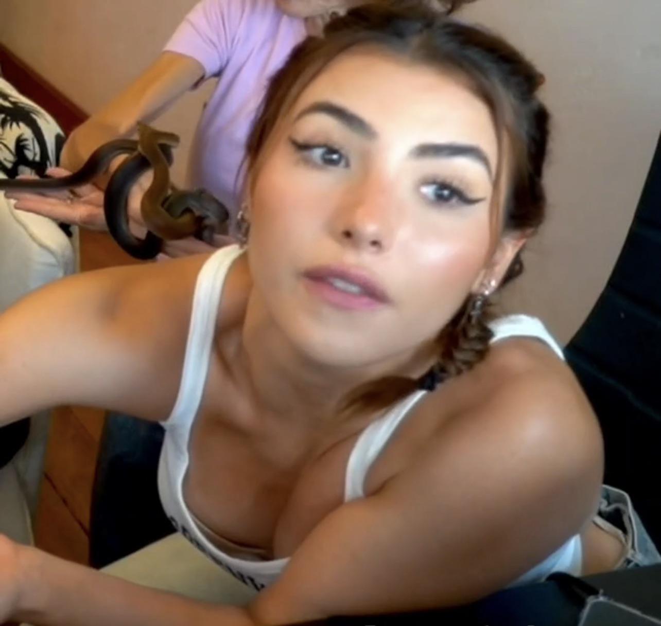 andrea botez Onlyfans Leaks – Naked Body Sexy ! Video HOT !
