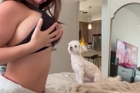Tiara Torres Onlyfans Leaked – Shaking boobs so lewd on bed ! New Video Update