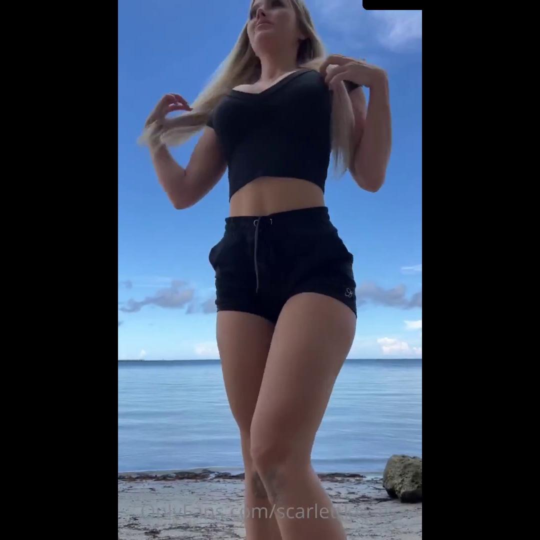 ScarlettKissesXO Public Beach Sex Tape Video Leaked