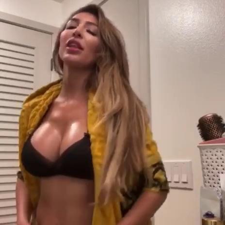 Farrah Abraham Nude Teasing On Video Chat Video Leaked