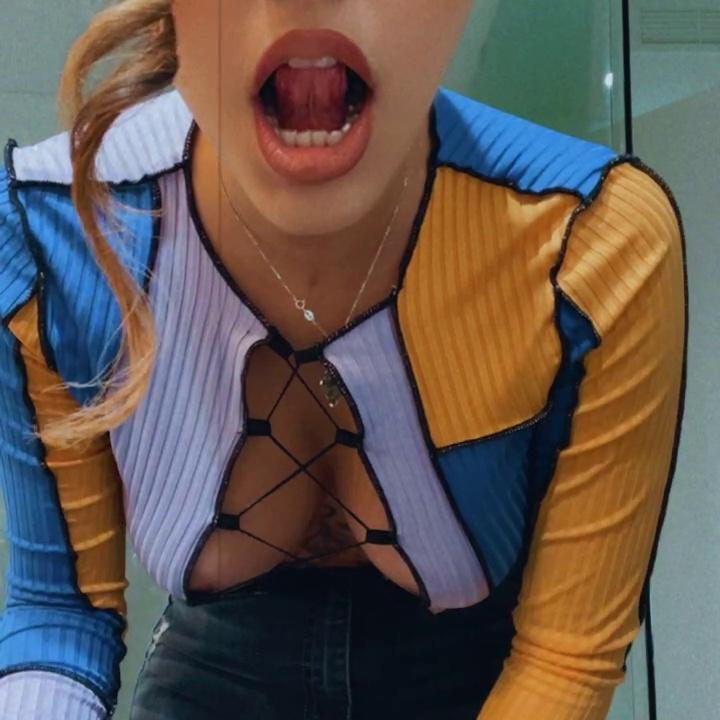 Malu Trevejo Nipple Slip Nude Video Leaked