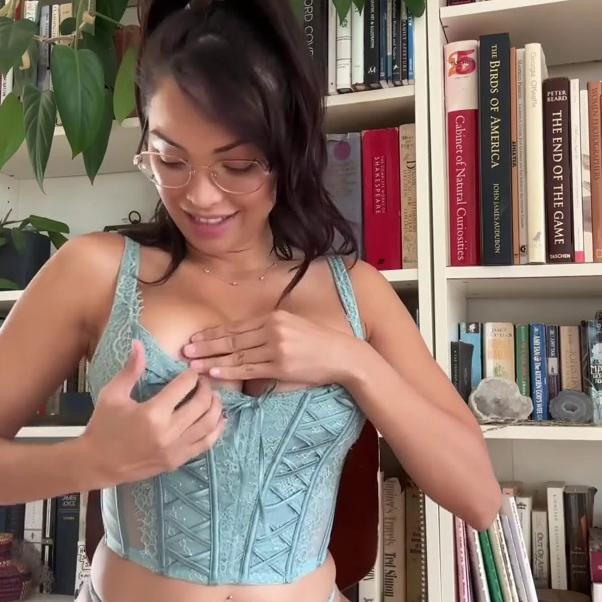 Maddy Belle Squirt Video Leaked